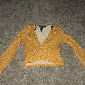 Crossed front, crop top